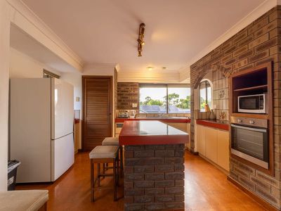 25 Liverpool Street , Shoalwater