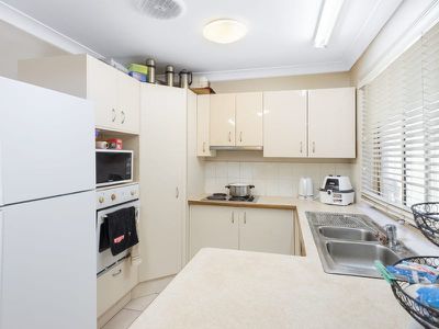 42 Flinders Cres, Forest Lake
