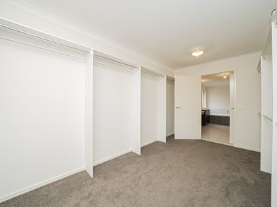 79 Lyndhurst Boulevard, Lyndhurst