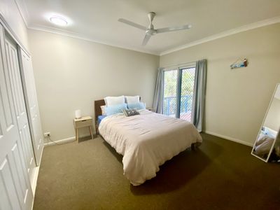 5 / 8-14 Munro Terrace, Mooroobool