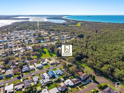 39 Fourth Avenue, Toukley