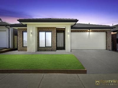 12 Lucania Crescent, Tarneit