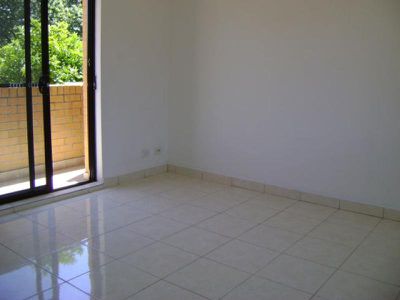 4 / 106 Rossmore AVENUE, Punchbowl