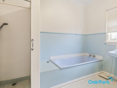 15 Bayview Road, Glenroy