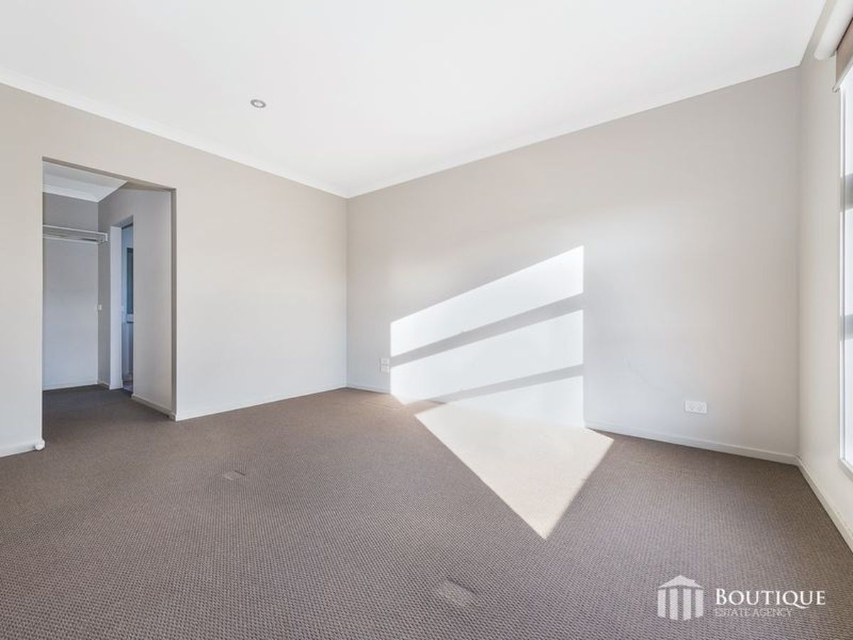 45 Carlyle Crescent, Clyde North