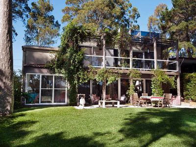 24 Kings Point Drive, Kings Point