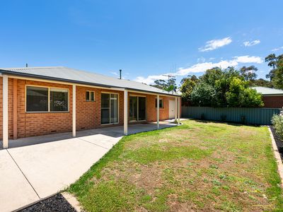 4 Jamison Park Drive, Kangaroo Flat