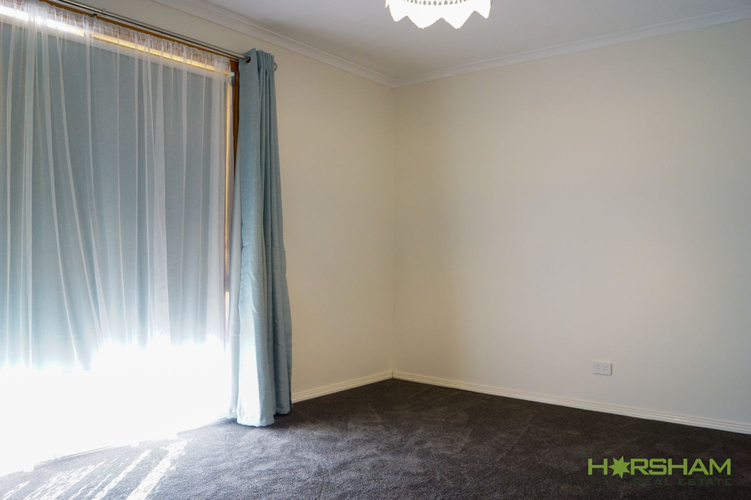 3 Birch Avenue, Horsham