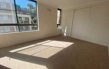303 / 57 Coogee Bay Road, Randwick