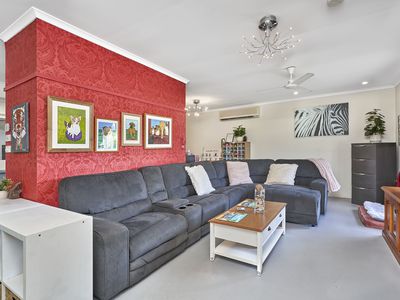 19 Bicentennial Road, Bentley Park