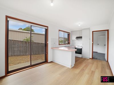 1 / 34 Bungendore Road, Queanbeyan East