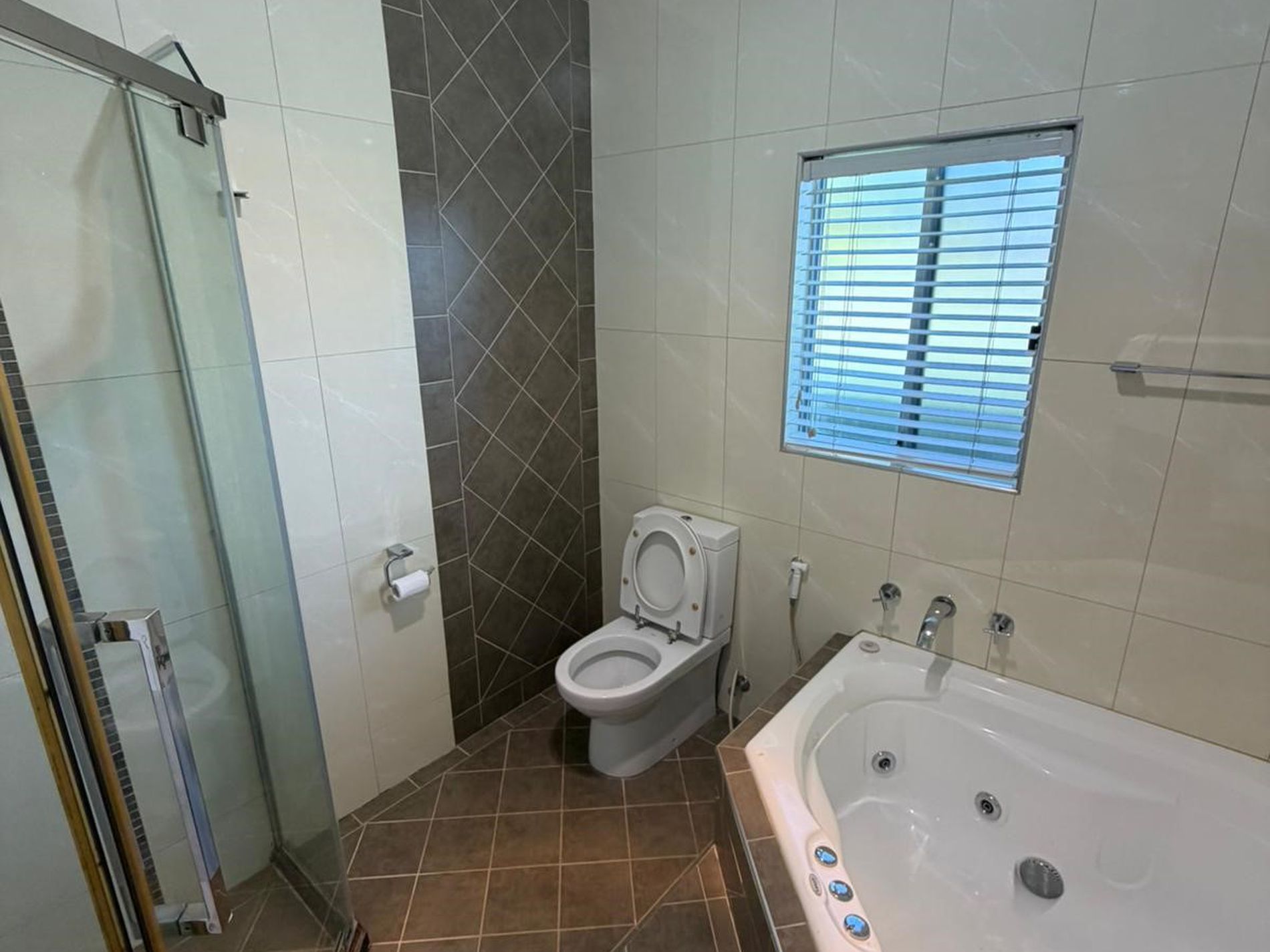 32 Adah Street, Guildford