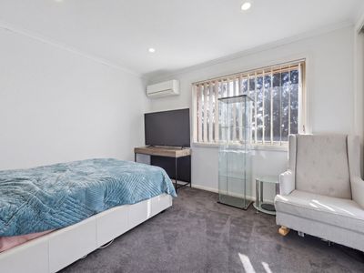4 / 2 Mcintosh Street, Queanbeyan