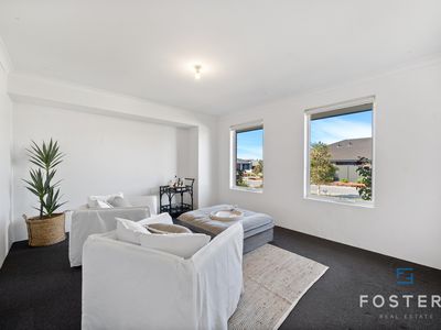 4 Foxglove Street, Piara Waters