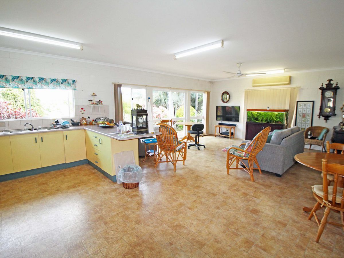 Lake Eacham
