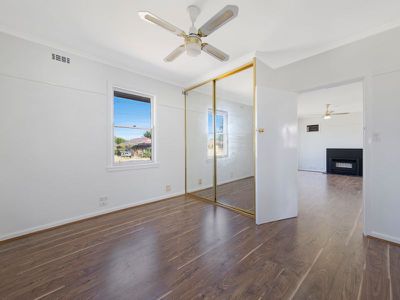 1 / 29 Hughes Crescent, Dandenong North