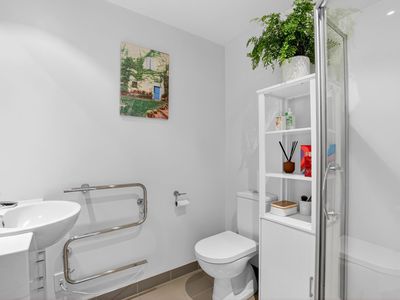 E3/71 Spencer Road, Albany