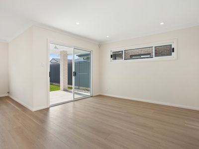 34 White Cedar Circuit, Huntley