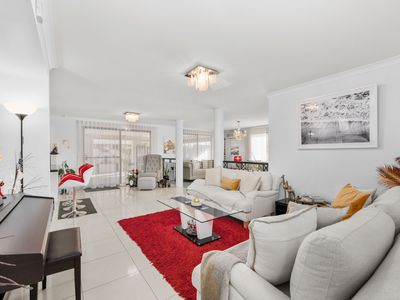 15 Thurloe Way, Canning Vale