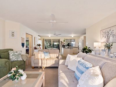 22 / 2 North Street, Golden Beach