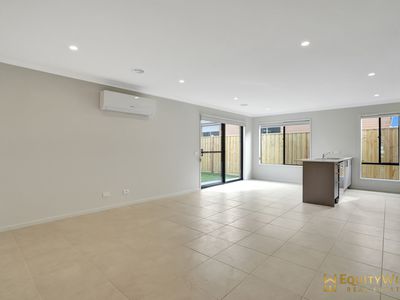40 Mervyn Way, Mambourin