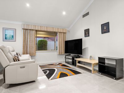 35 Hatherley Parade, Winthrop