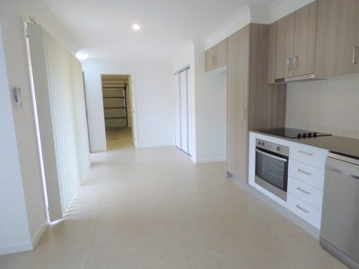 2 / 19 Rosella Street, Redbank Plains
