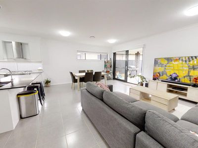 65 Corder Drive, Spring Farm