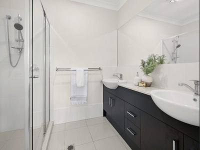 9 Longstaff Crescent, Pimpama