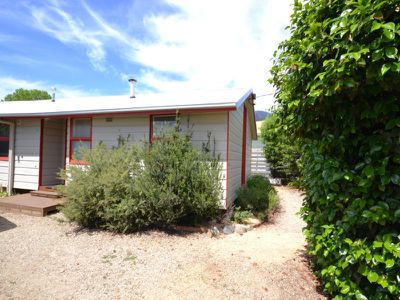 41 Freeburgh Avenue , Mount Beauty