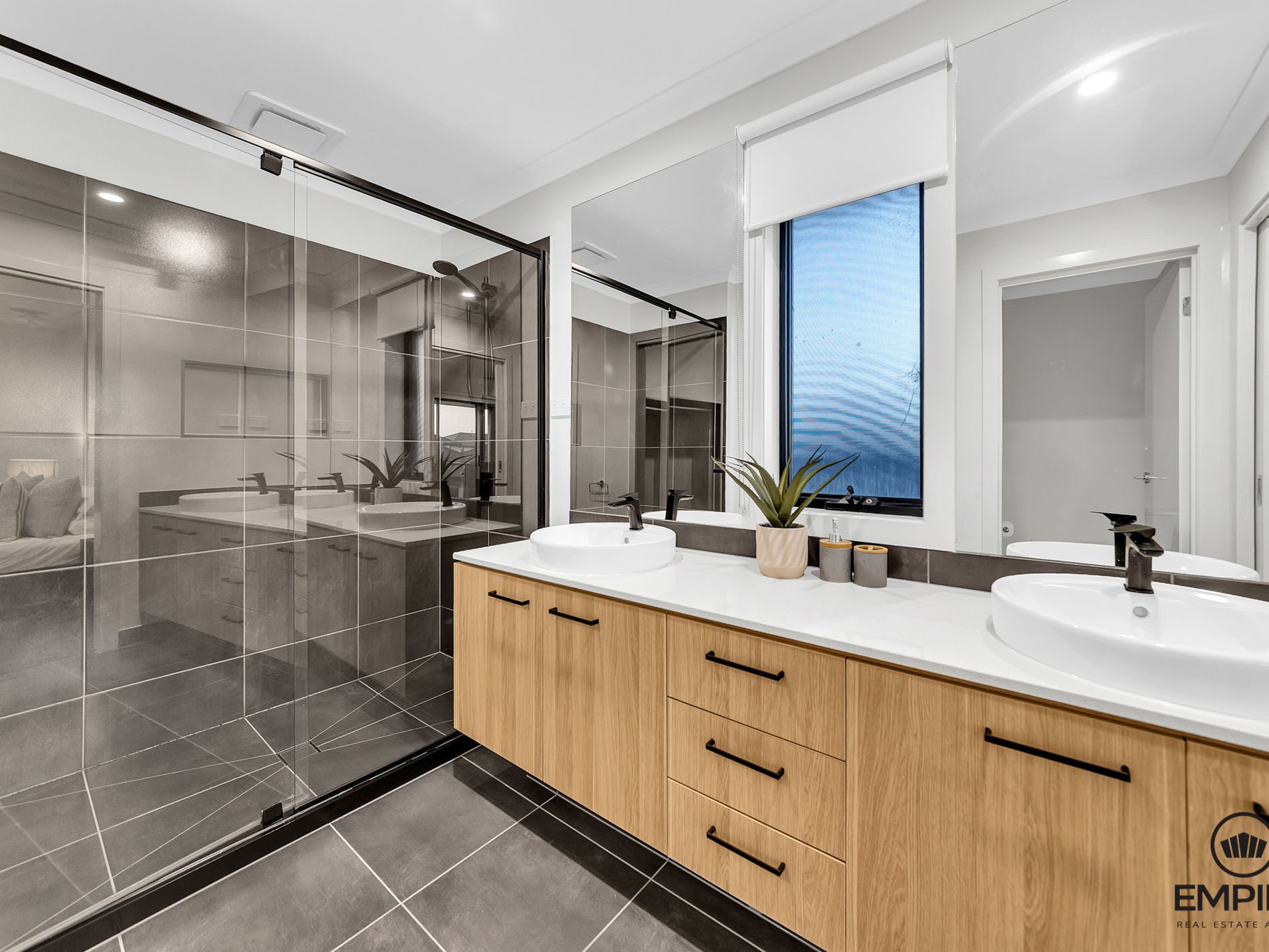 6 Nocturne Avenue, Clyde