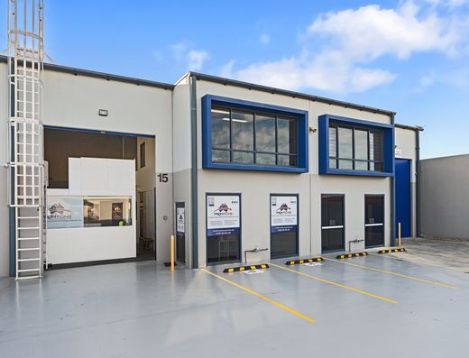 Bright, Modern Warehouse in the Heart of Kirrawee