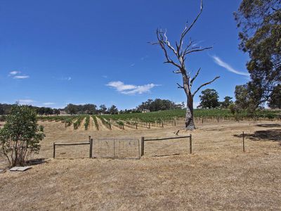 93 Sangsters Lane, Heathcote