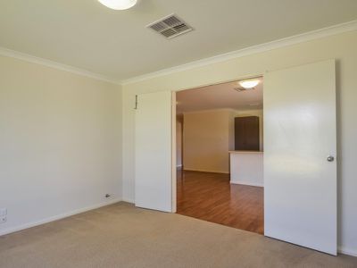 31 Paddington Drive, Hannans