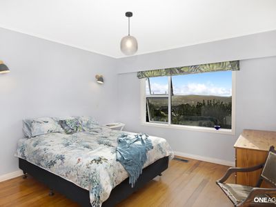 13 Wilmshurst Place, Tawa