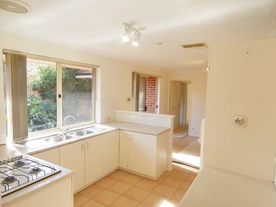 2/42 Dover Road, Scarborough