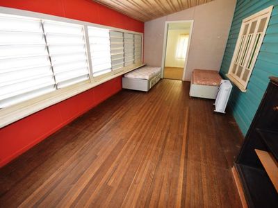 72 Falcon Street, Longreach