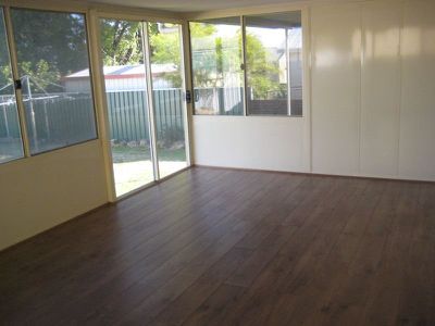 27 Ronald Street, Dubbo