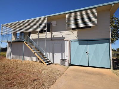 76 Eagle Street, Longreach