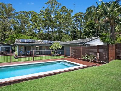 15 Palm Grove Crescent, Tewantin