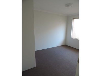 12 Skipton Street, Byford