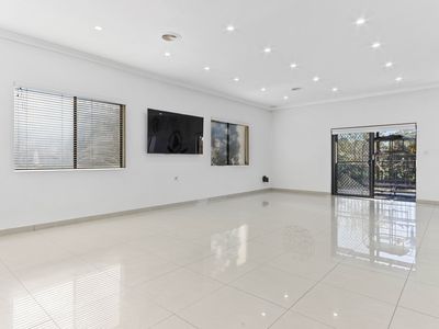 30 Bland Street, Carramar