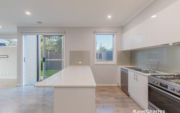 30 Manuka Road, Berwick