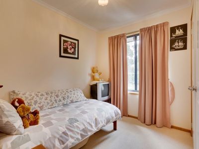 16 Thorpe Street, Cygnet