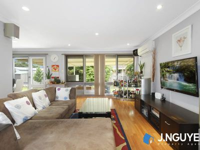5 Merri Place, St Johns Park