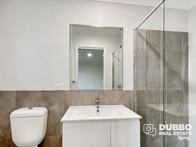 22A Boyd Avenue, Dubbo