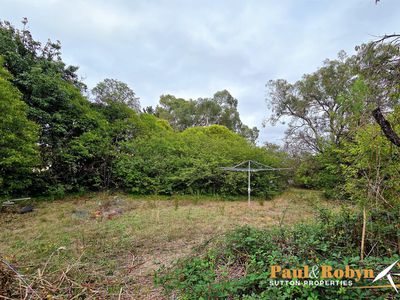 2 Bokhara Circuit, Kaleen