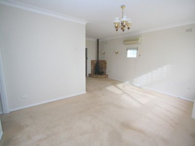 4 Kerrie Crescent, Peakhurst