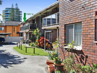 10 / 15 Lake Street, Forster