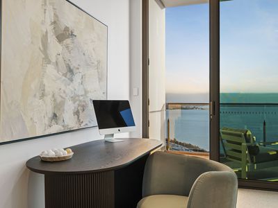 3601 / 99 Mill Point Road, South Perth